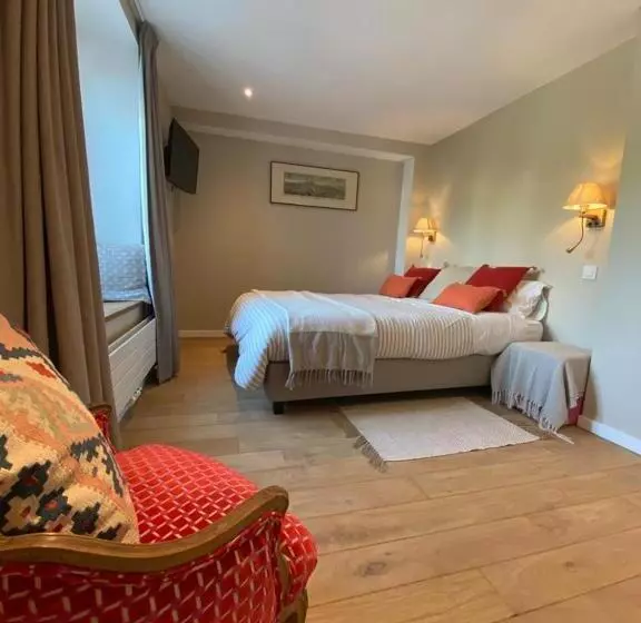 Aamiaismajoitus (B&B) La Maison Blanche De Martué