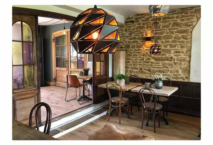 Aamiaismajoitus (B&B) La Maison Blanche De Martué