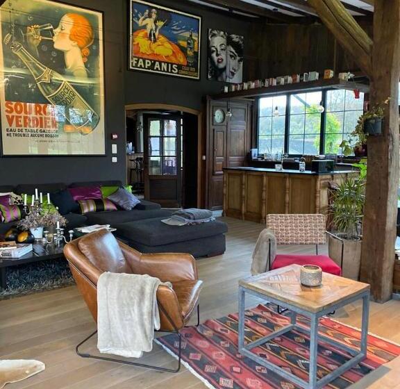 Bed and Breakfast La Maison Blanche De Martué