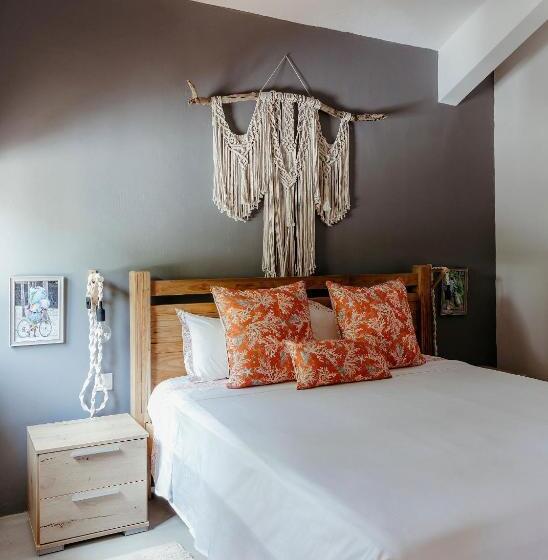 Boutik Le Morne Holiday Apartments