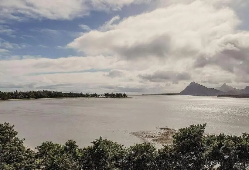 Boutik Le Morne Holiday Apartments