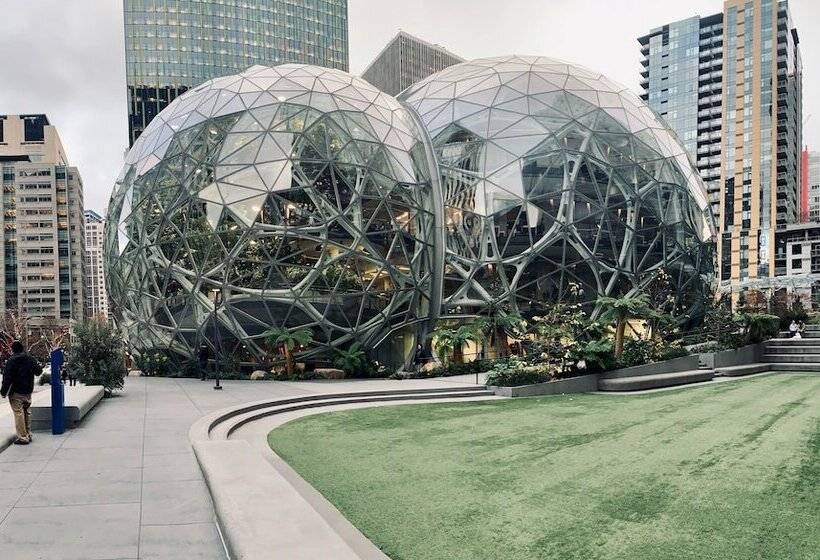 Astra Hotel, Seattle, A Tribute Portfolio Hotel By Marriott No Resort Fees