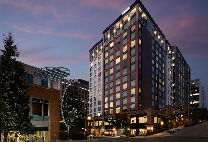 Astra Hotel, Seattle, A Tribute Portfolio Hotel By Marriott No Resort Fees
