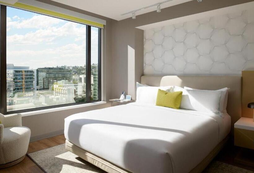 Astra Hotel, Seattle, A Tribute Portfolio Hotel By Marriott No Resort Fees