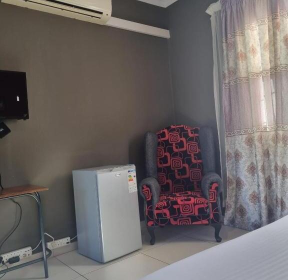 ペンション De Prince Lodge