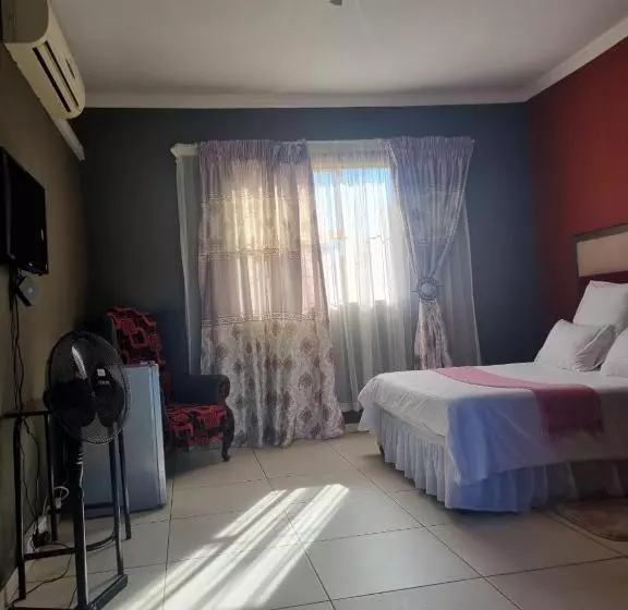 Pension De Prince Lodge