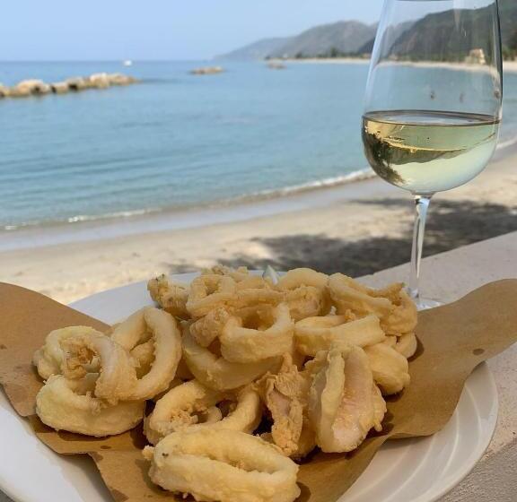 Testa Di Monaco   Basic Beach Accommodations