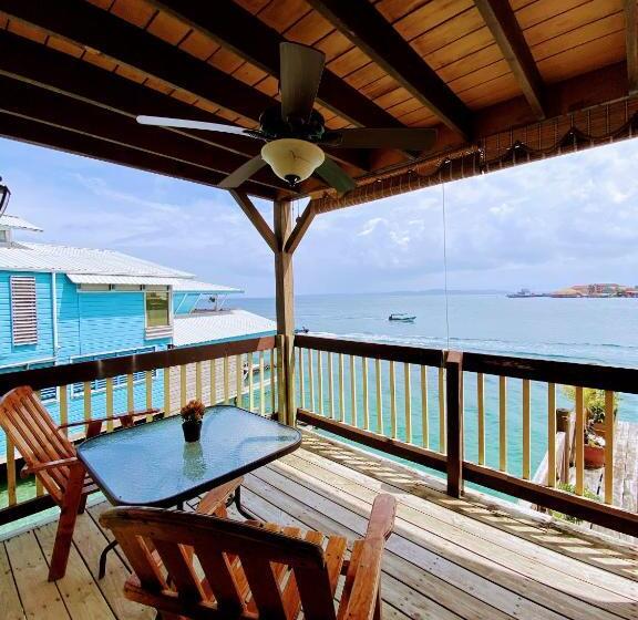 호스텔 Aqua Lounge