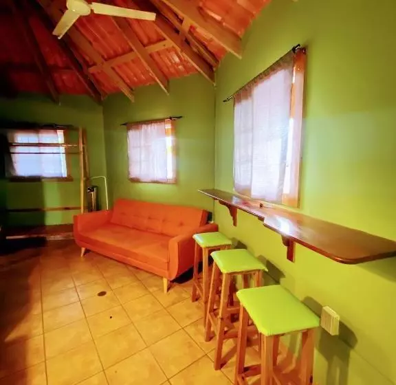 هاستل Aqua Lounge