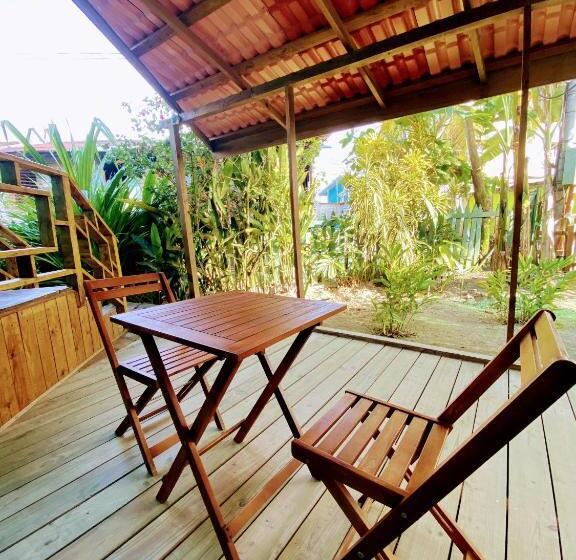 호스텔 Aqua Lounge