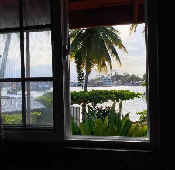 호스텔 Aqua Lounge