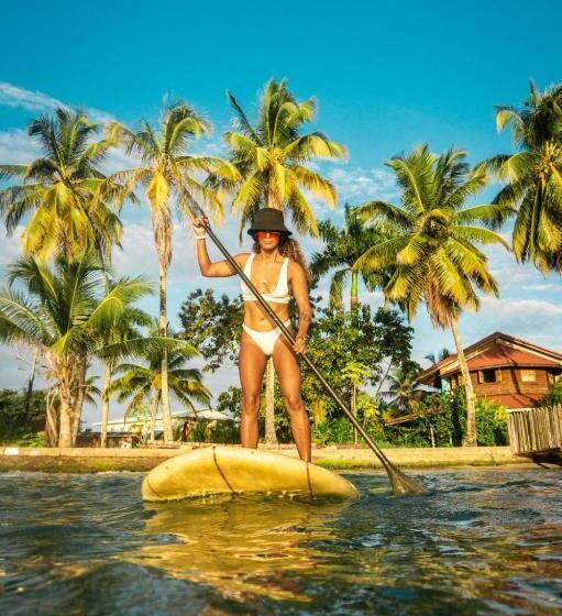 호스텔 Aqua Lounge