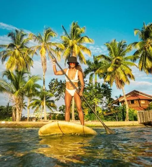 هاستل Aqua Lounge