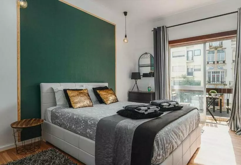 تختخواب و صبحانه Avenue View Rooms
