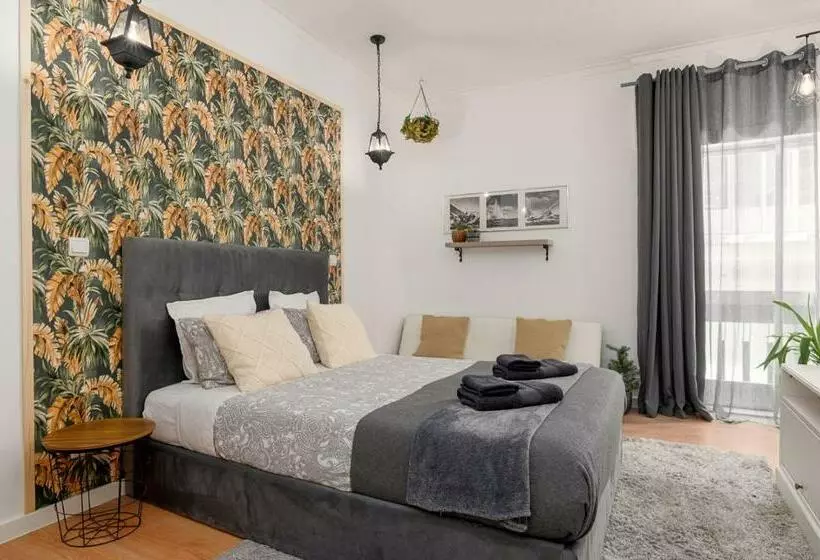 تختخواب و صبحانه Avenue View Rooms