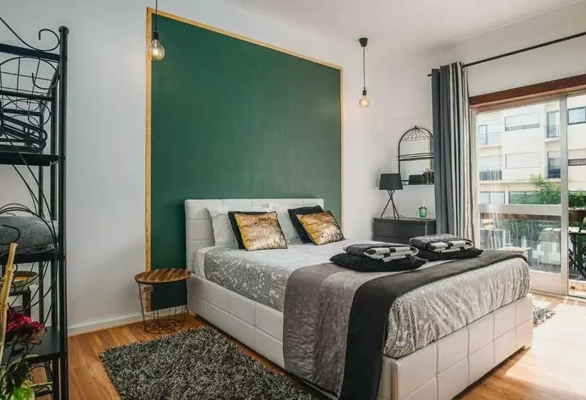 تختخواب و صبحانه Avenue View Rooms