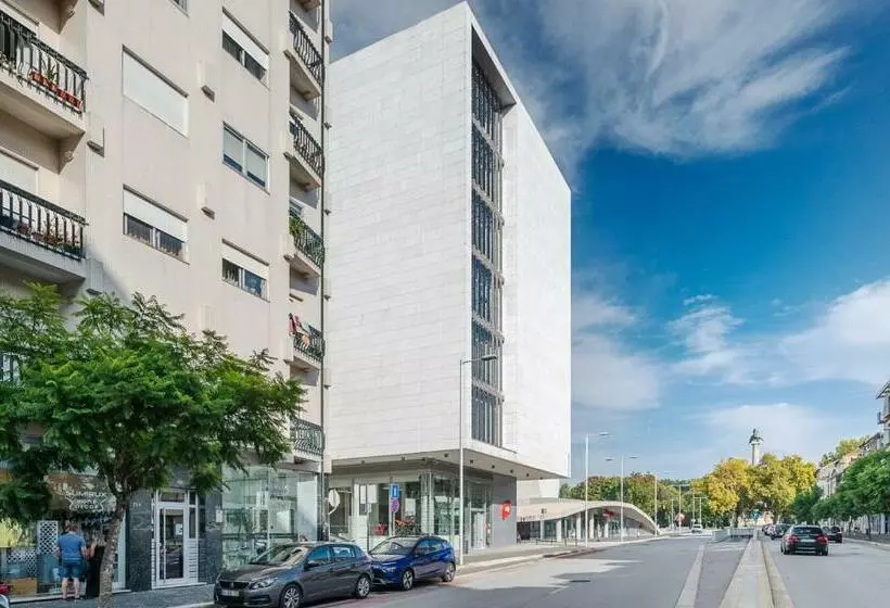 تختخواب و صبحانه Avenue View Rooms