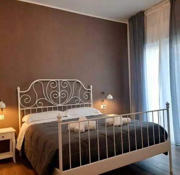 ベッドアンドブレックファースト Casa Pasteur A Due Passi Da Ostuni