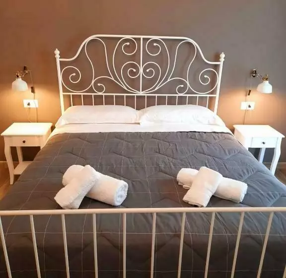ベッドアンドブレックファースト Casa Pasteur A Due Passi Da Ostuni