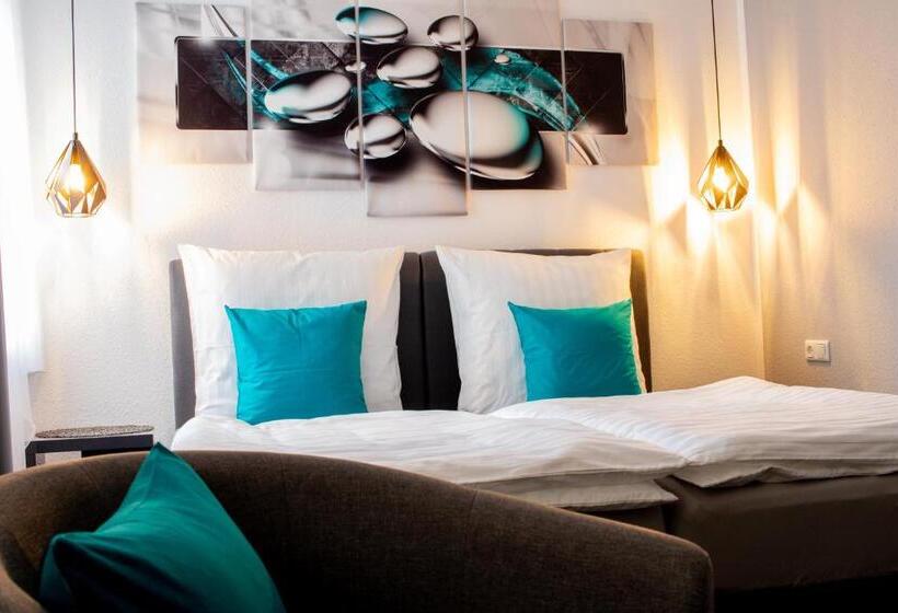 住宿加早餐  Gästehaus&pension Pinske