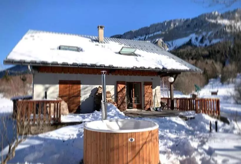 تختخواب و صبحانه Le Chalet De Plainpalais