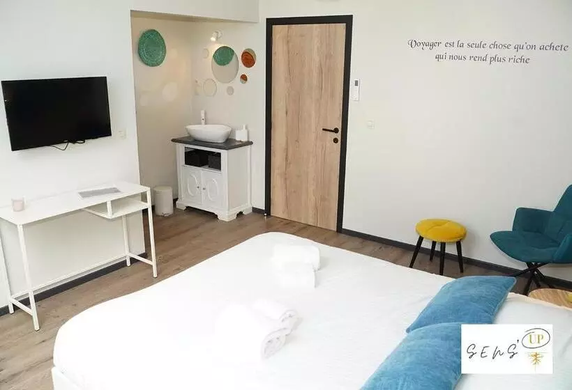 Aamiaismajoitus (B&B) Sensup à 5min De Pairi Daiza