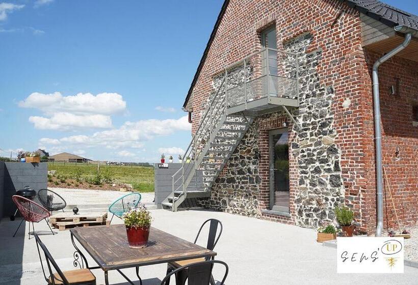 تختخواب و صبحانه Sensup à 5min De Pairi Daiza