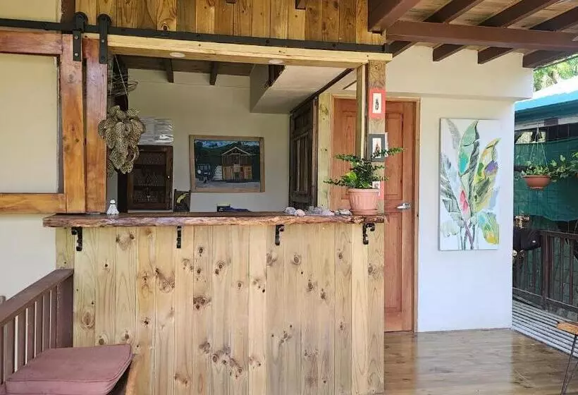 هتل Bamboo River House And