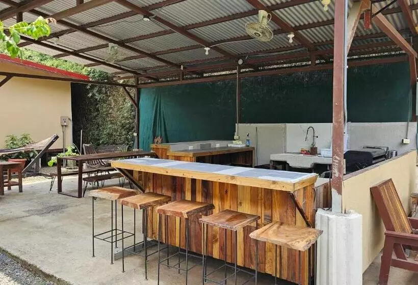 هتل Bamboo River House And