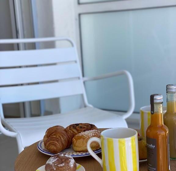 Отель Belle Vue