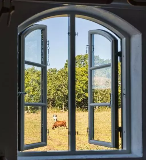 ホテル Ekenäs Gård På österlen