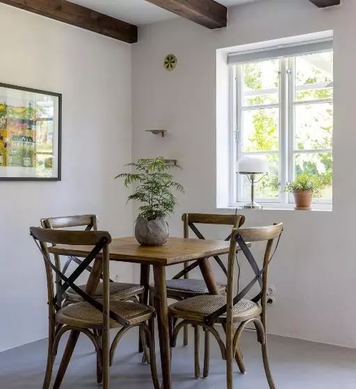 ホテル Ekenäs Gård På österlen