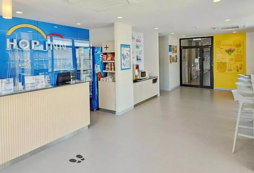 ホテル Hop Inn Chaiyaphum