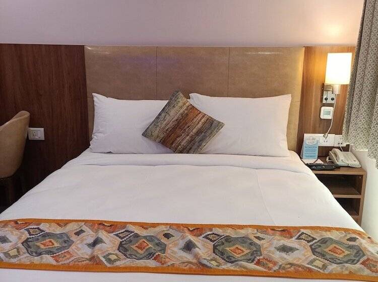 The Beacon Hotel Vadodara