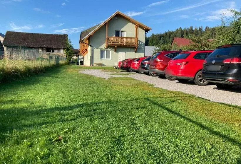 Majatalo Penzión Timea Zuberec