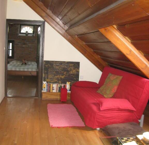 فندق صغير Fürge Róka Porta