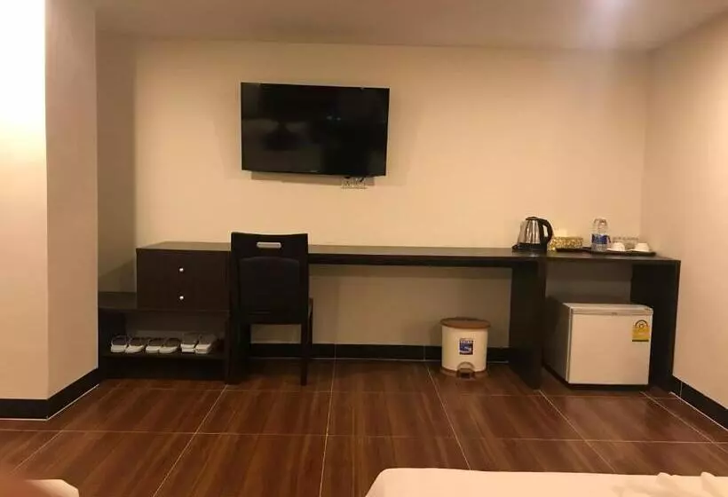 Apple Hotel Two   Near Phnom Penh Airport