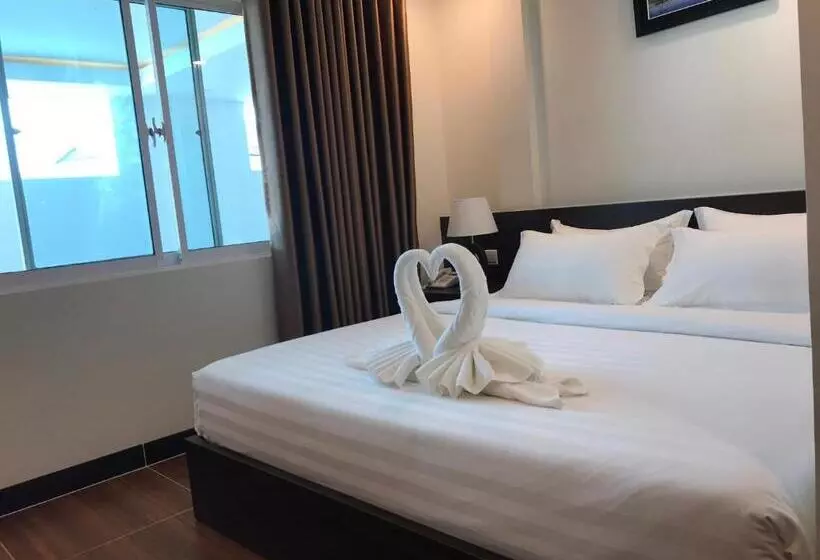 Apple Hotel Two   Near Phnom Penh Airport