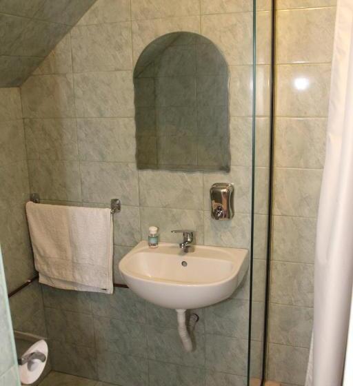 تختخواب و صبحانه Apartamente Gergely Apartmanok