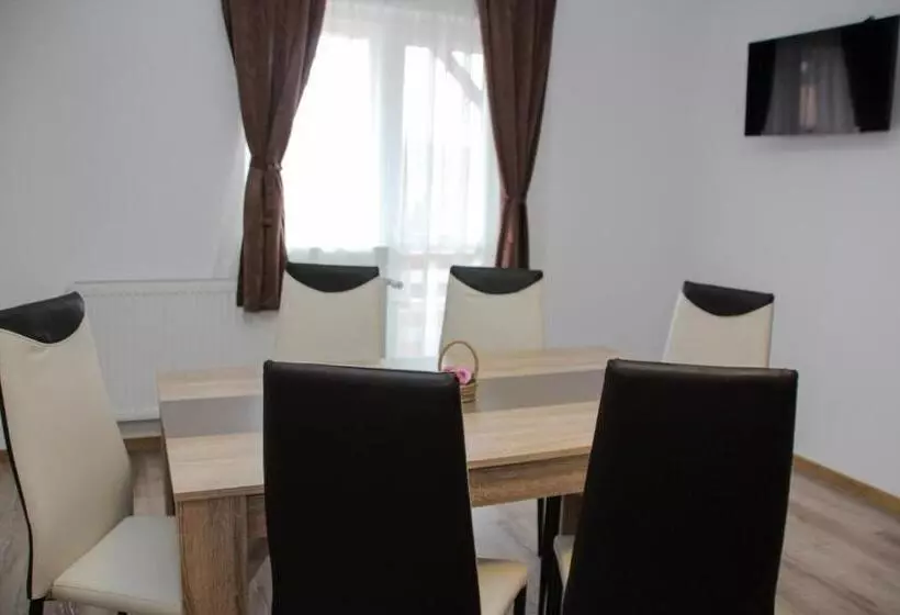 ベッドアンドブレックファースト Apartamente Gergely Apartmanok