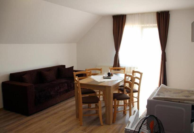 تختخواب و صبحانه Apartamente Gergely Apartmanok