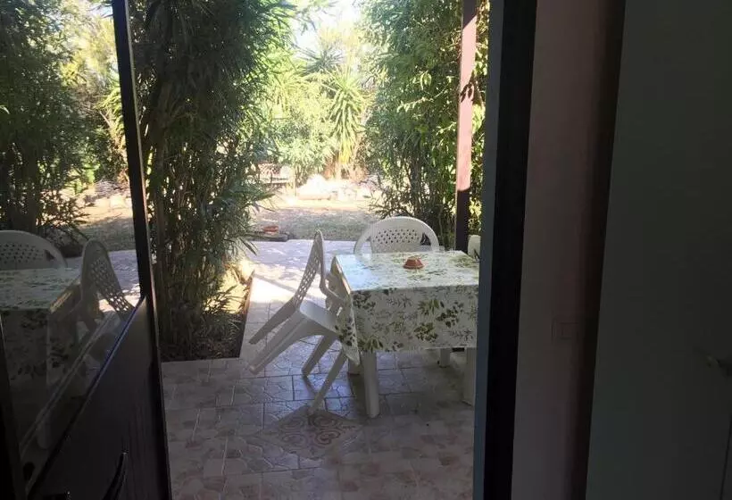Aamiaismajoitus (B&B) Garden Rooms