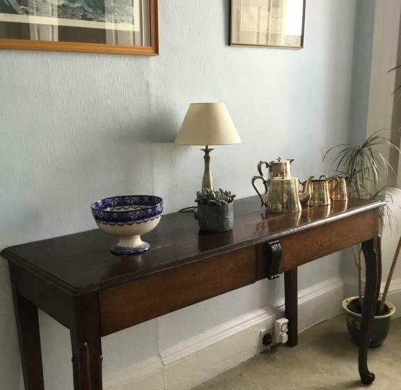 Bed and Breakfast Gladstone House