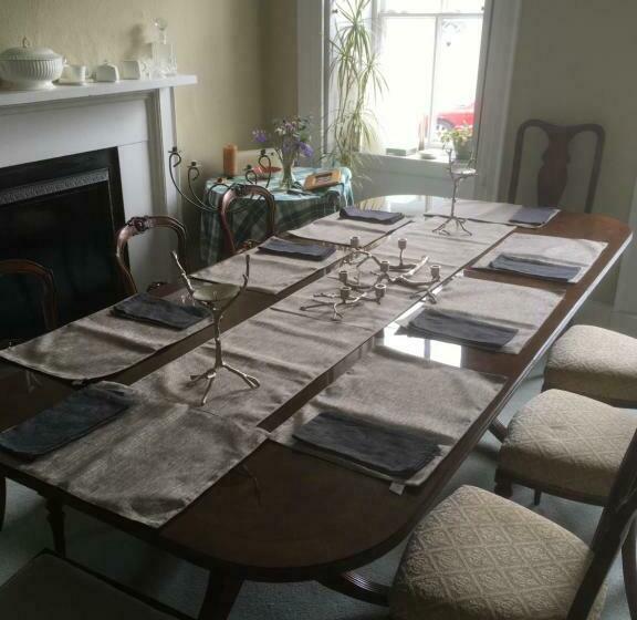 Bed and Breakfast Gladstone House