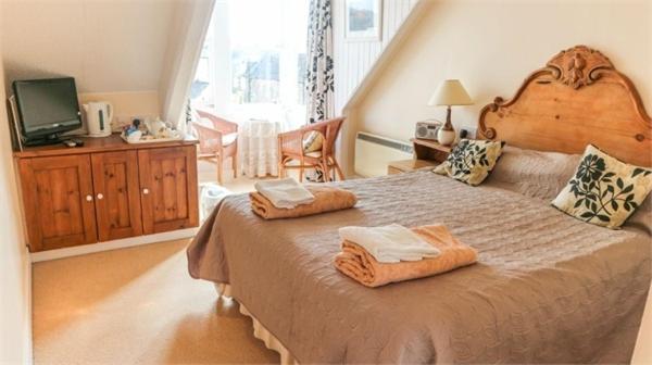 Bed and Breakfast Gladstone House