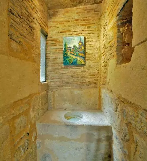 Aamiaismajoitus (B&B) Le Prieuré Du Château De Biron