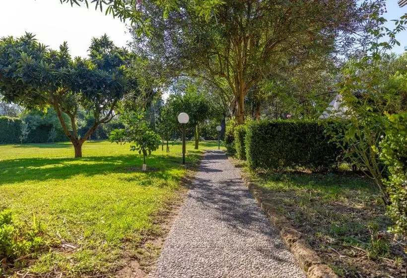 ホテル Agriturismo Zefiro