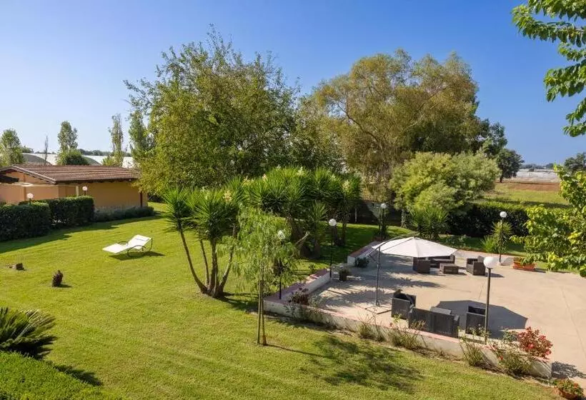 ホテル Agriturismo Zefiro