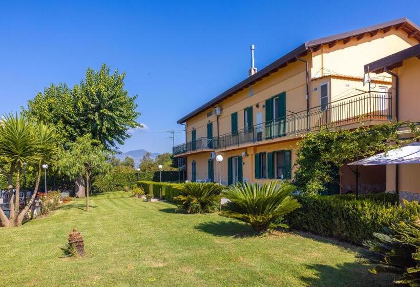 هتل Agriturismo Zefiro