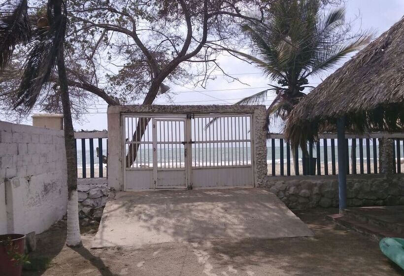 هتل Cabañas Villa Juakiana